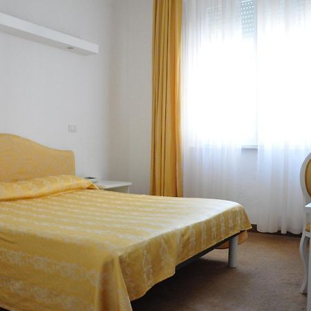 Hotel Sirena Senigallia Luaran gambar