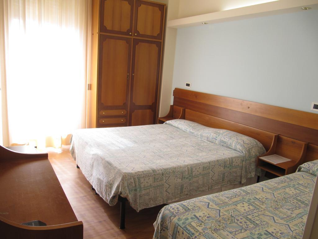 Hotel Sirena Senigallia Bilik gambar