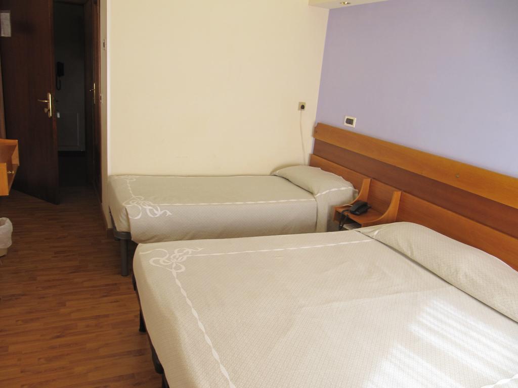 Hotel Sirena Senigallia Bilik gambar