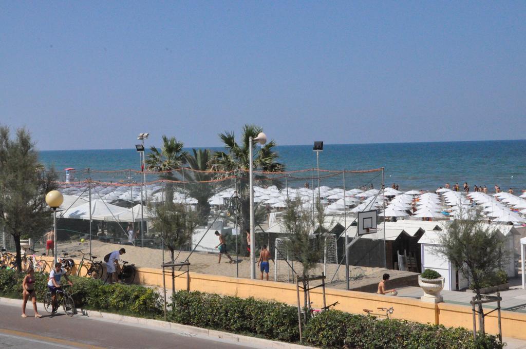 Hotel Sirena Senigallia Luaran gambar