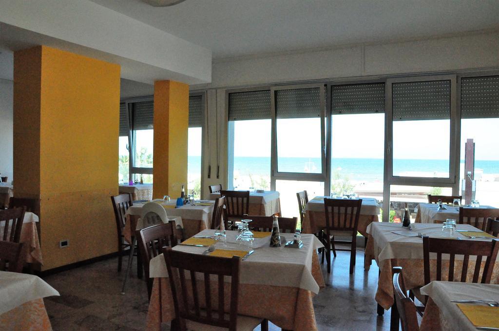 Hotel Sirena Senigallia Luaran gambar