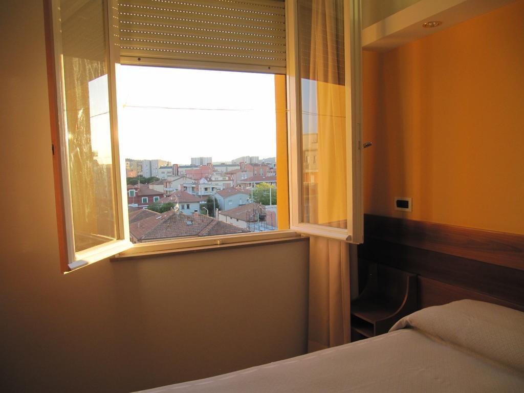 Hotel Sirena Senigallia Luaran gambar