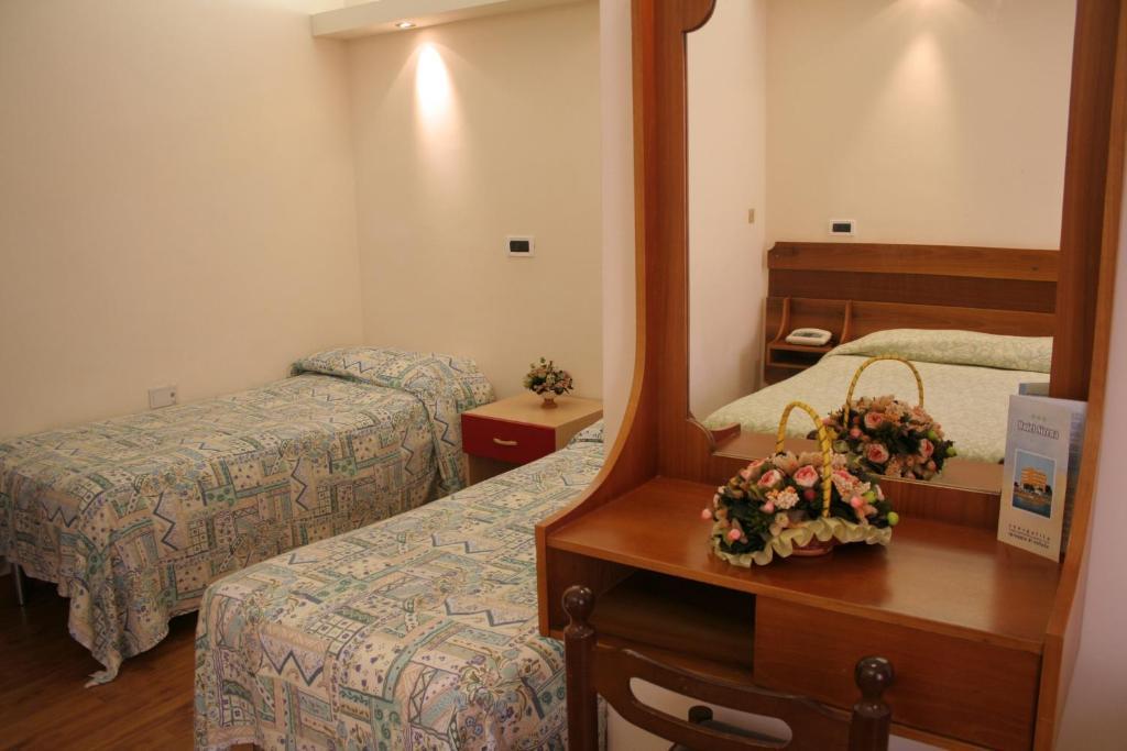 Hotel Sirena Senigallia Luaran gambar